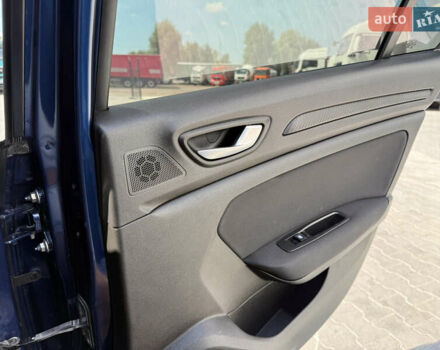 Синий Рено Меган, объемом двигателя 1.5 л и пробегом 209 тыс. км за 13500 $, фото 18 на Automoto.ua