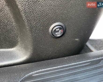 Синий Рено Меган, объемом двигателя 1.5 л и пробегом 166 тыс. км за 15900 $, фото 41 на Automoto.ua