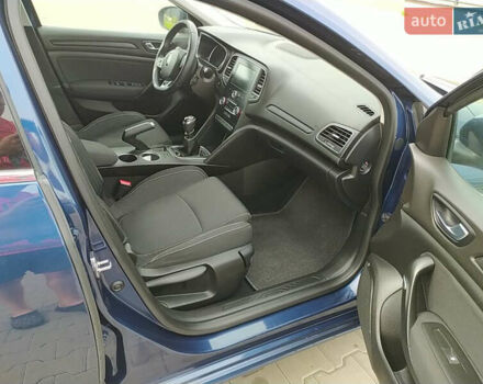 Синий Рено Меган, объемом двигателя 1.46 л и пробегом 278 тыс. км за 10800 $, фото 9 на Automoto.ua