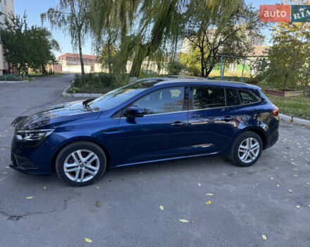 Синий Рено Меган, объемом двигателя 1.5 л и пробегом 201 тыс. км за 13300 $, фото 3 на Automoto.ua