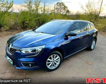 Синий Рено Меган, объемом двигателя 1.5 л и пробегом 210 тыс. км за 13999 $, фото 1 на Automoto.ua