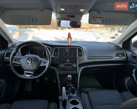 Синий Рено Меган, объемом двигателя 1.46 л и пробегом 200 тыс. км за 11800 $, фото 26 на Automoto.ua
