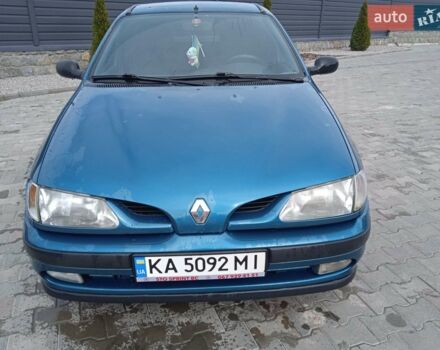 Синій Рено Меган, об'ємом двигуна 2 л та пробігом 153 тис. км за 2750 $, фото 1 на Automoto.ua
