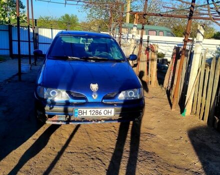 Синий Рено Меган, объемом двигателя 1.6 л и пробегом 0 тыс. км за 1300 $, фото 1 на Automoto.ua