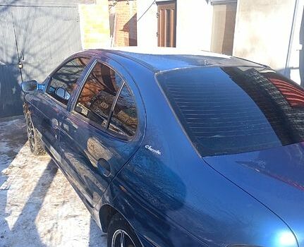 Синій Рено Меган, об'ємом двигуна 1.6 л та пробігом 200 тис. км за 2100 $, фото 1 на Automoto.ua