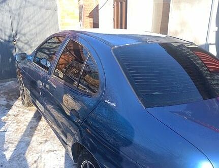 Синий Рено Меган, объемом двигателя 1.6 л и пробегом 200 тыс. км за 2100 $, фото 1 на Automoto.ua