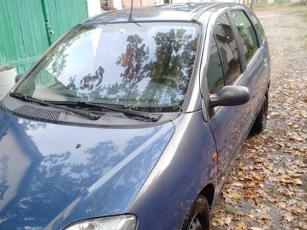 Рено Меган 2000 в Житомире на Automoto.ua Синий Рено Меган, объемом двигателя 0 л и пробегом 340 тыс. км за 2800 $, фото 1 на Automoto.ua