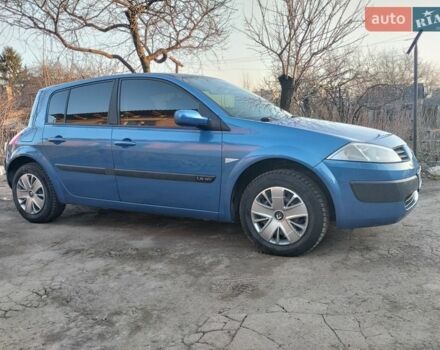 Синий Рено Меган, объемом двигателя 1.39 л и пробегом 274 тыс. км за 4200 $, фото 1 на Automoto.ua