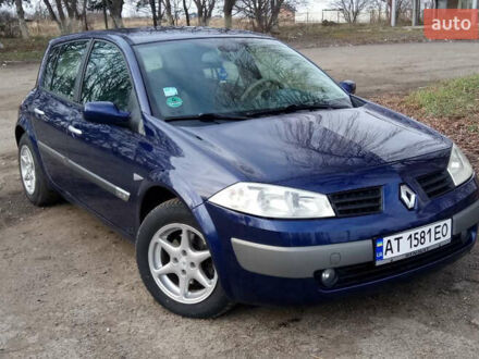 Рено Меган 2003 в Снятине на Automoto.ua Синий Рено Меган, объемом двигателя 1.6 л и пробегом 181 тыс. км за 3750 $, фото 1 на Automoto.ua