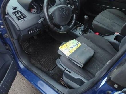 Синий Рено Меган, объемом двигателя 1.5 л и пробегом 200 тыс. км за 1500 $, фото 1 на Automoto.ua