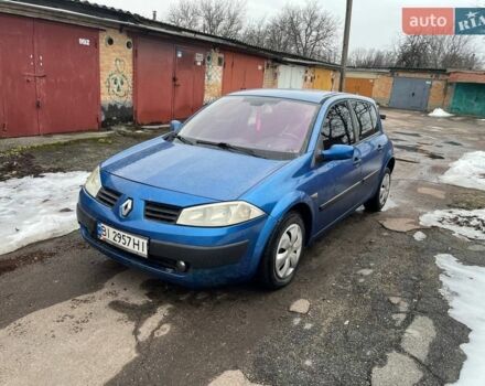 Синий Рено Меган, объемом двигателя 1.6 л и пробегом 300 тыс. км за 3100 $, фото 1 на Automoto.ua