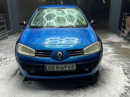 Синий Рено Меган, объемом двигателя 1.6 л и пробегом 237 тыс. км за 4400 $, фото 1 на Automoto.ua