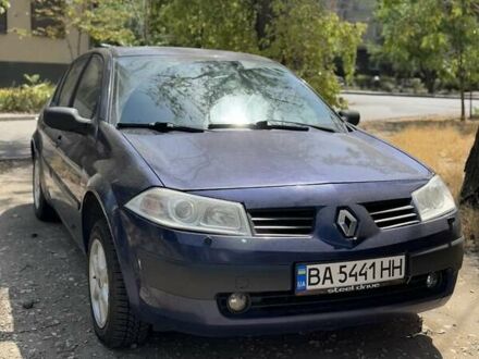 Рено Меган 2004 в Новом Буге на Automoto.ua Синий Рено Меган, объемом двигателя 1.6 л и пробегом 248 тыс. км за 3200 $, фото 1 на Automoto.ua
