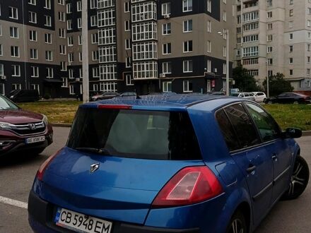 Рено Меган 2005 в Чернигове на Automoto.ua Синий Рено Меган, объемом двигателя 1.6 л и пробегом 260 тыс. км за 3850 $, фото 1 на Automoto.ua