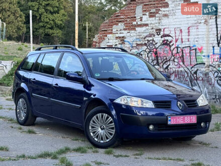 Рено Меган 2005 в Полтаве на Automoto.ua Синий Рено Меган, объемом двигателя 1.6 л и пробегом 176 тыс. км за 5199 $, фото 1 на Automoto.ua