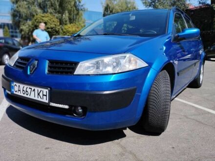 Рено Меган 2005 у Дніпро (Дніпропетровську) на Automoto.ua Синій Рено Меган, об'ємом двигуна 1.6 л та пробігом 227 тис. км за 5300 $, фото 1 на Automoto.ua