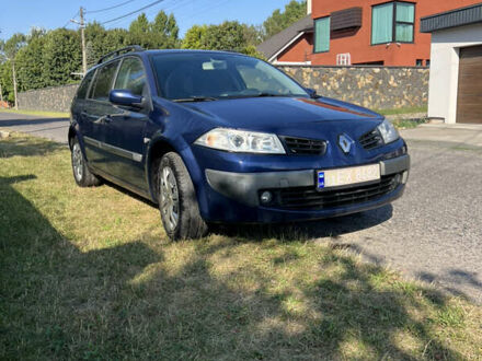 Рено Меган 2006 в Луцке на Automoto.ua Синий Рено Меган, объемом двигателя 1.6 л и пробегом 229 тыс. км за 4399 $, фото 1 на Automoto.ua