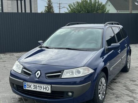 Рено Меган 2006 в Черкассах на Automoto.ua Синий Рено Меган, объемом двигателя 1.6 л и пробегом 230 тыс. км за 4900 $, фото 1 на Automoto.ua