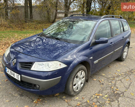 Рено Меган 2006 в Смеле на Automoto.ua Синий Рено Меган, объемом двигателя 1.9 л и пробегом 201 тыс. км за 4560 $, фото 1 на Automoto.ua