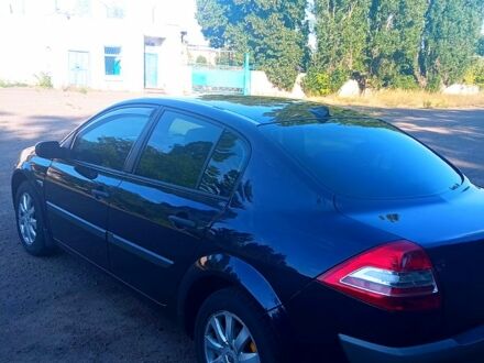 Рено Меган 2007 в Долинской на Automoto.ua Синий Рено Меган, объемом двигателя 1.4 л и пробегом 200 тыс. км за 5500 $, фото 1 на Automoto.ua