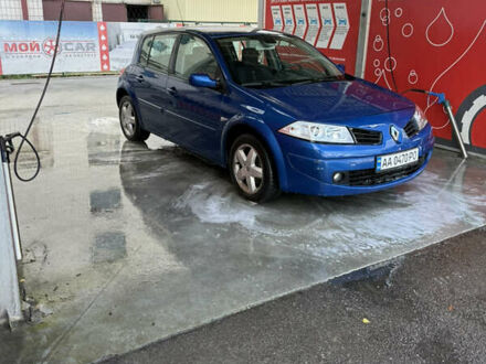 Синий Рено Меган, объемом двигателя 1.6 л и пробегом 230 тыс. км за 1800 $, фото 1 на Automoto.ua