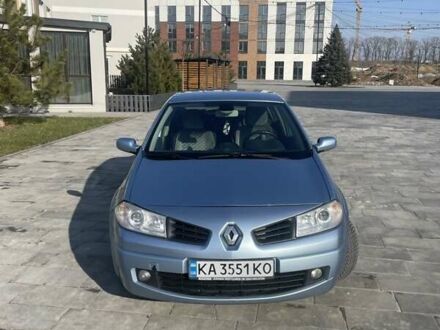 Рено Меган 2008 у Києві на Automoto.ua Синій Рено Меган, об'ємом двигуна 1.6 л та пробігом 240 тис. км за 5000 $, фото 1 на Automoto.ua
