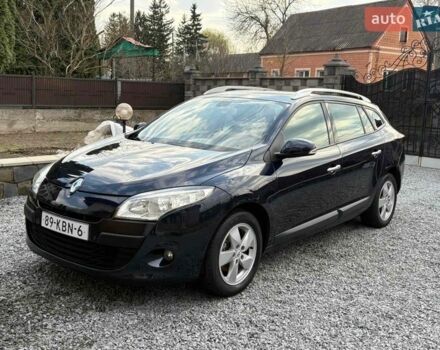 Синий Рено Меган, объемом двигателя 1.6 л и пробегом 242 тыс. км за 6799 $, фото 1 на Automoto.ua