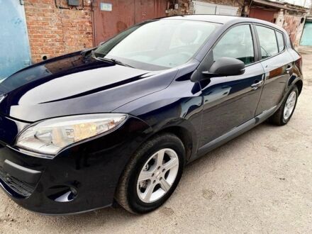 Синий Рено Меган, объемом двигателя 1.6 л и пробегом 218 тыс. км за 6100 $, фото 1 на Automoto.ua