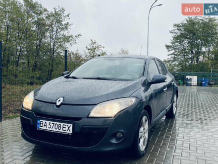Рено Меган 2009 в Кропивницком (Кировограде) на Automoto.ua Синий Рено Меган, объемом двигателя 1.46 л и пробегом 230 тыс. км за 6500 $, фото 1 на Automoto.ua