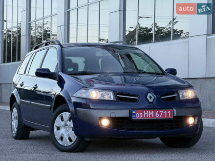 Рено Меган 2009 у Белой Церкве на Automoto.ua Синій Рено Меган, об'ємом двигуна 1.6 л та пробігом 202 тис. км за 5500 $, фото 1 на Automoto.ua