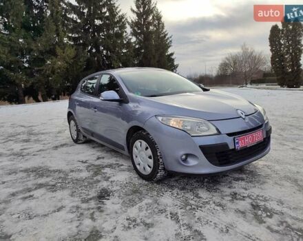 Синій Рено Меган, об'ємом двигуна 1.6 л та пробігом 192 тис. км за 6350 $, фото 1 на Automoto.ua