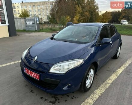 Синій Рено Меган, об'ємом двигуна 1.6 л та пробігом 216 тис. км за 6550 $, фото 1 на Automoto.ua