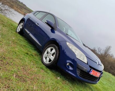 Синий Рено Меган, объемом двигателя 1.6 л и пробегом 197 тыс. км за 6700 $, фото 1 на Automoto.ua