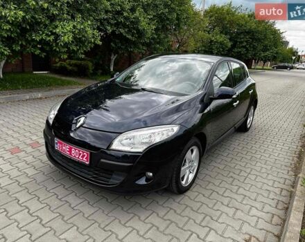 Синий Рено Меган, объемом двигателя 1.6 л и пробегом 175 тыс. км за 7900 $, фото 1 на Automoto.ua