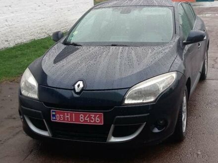 Рено Меган 2009 в Талалаевки на Automoto.ua Синий Рено Меган, объемом двигателя 1.6 л и пробегом 220 тыс. км за 7100 $, фото 1 на Automoto.ua