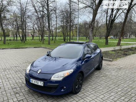 Рено Меган 2009 в Кривом Роге на Automoto.ua Синий Рено Меган, объемом двигателя 1.5 л и пробегом 238 тыс. км за 6750 $, фото 1 на Automoto.ua