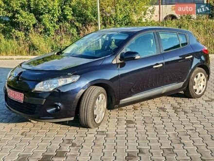 Рено Меган 2009 в Полтаве на Automoto.ua Синий Рено Меган, объемом двигателя 1.6 л и пробегом 225 тыс. км за 7200 $, фото 1 на Automoto.ua