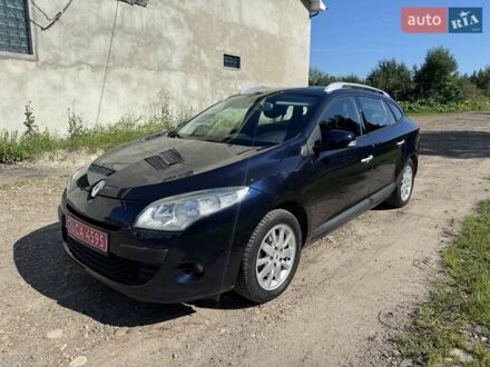 Рено Меган 2010 в Калуше на Automoto.ua Синий Рено Меган, объемом двигателя 1.5 л и пробегом 247 тыс. км за 6700 $, фото 1 на Automoto.ua