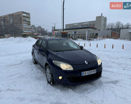 Синій Рено Меган, об'ємом двигуна 1.6 л та пробігом 178 тис. км за 6800 $, фото 1 на Automoto.ua