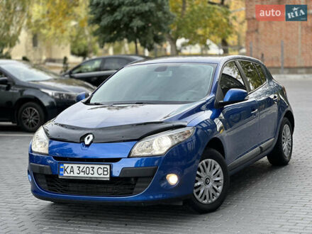 Рено Меган 2010 в Полтаве на Automoto.ua Синий Рено Меган, объемом двигателя 1.5 л и пробегом 255 тыс. км за 6900 $, фото 1 на Automoto.ua