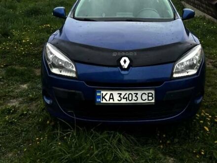 Рено Меган 2010 в Киеве на Automoto.ua Синий Рено Меган, объемом двигателя 1.46 л и пробегом 254 тыс. км за 5500 $, фото 1 на Automoto.ua