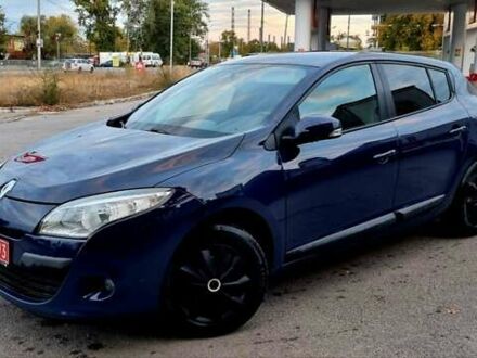 Рено Меган 2010 в Днепре (Днепропетровске) на Automoto.ua Синий Рено Меган, объемом двигателя 1.6 л и пробегом 184 тыс. км за 6500 $, фото 1 на Automoto.ua