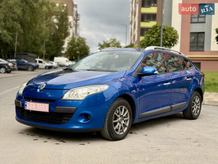 Рено Меган 2011 в Тернополе на Automoto.ua Синий Рено Меган, объемом двигателя 1.5 л и пробегом 252 тыс. км за 7800 $, фото 1 на Automoto.ua