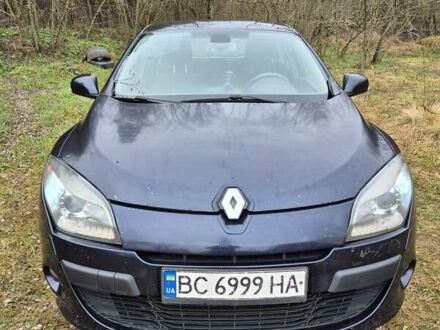 Синий Рено Меган, объемом двигателя 2 л и пробегом 231 тыс. км за 5800 $, фото 1 на Automoto.ua