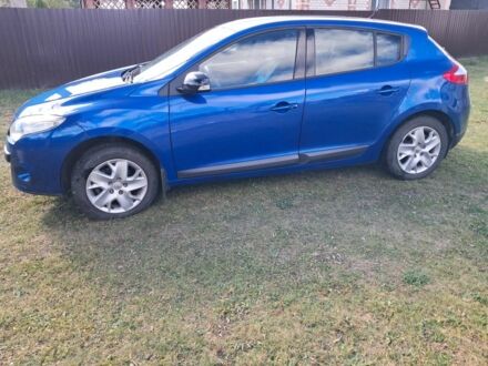 Рено Меган 2011 в Житомире на Automoto.ua Синий Рено Меган, объемом двигателя 0 л и пробегом 273 тыс. км за 6500 $, фото 1 на Automoto.ua