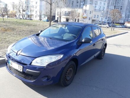 Синій Рено Меган, об'ємом двигуна 1.6 л та пробігом 118 тис. км за 8300 $, фото 1 на Automoto.ua
