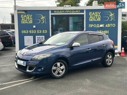 Рено Меган 2011 в Киеве на Automoto.ua Синий Рено Меган, объемом двигателя 1.6 л и пробегом 298 тыс. км за 6990 $, фото 1 на Automoto.ua