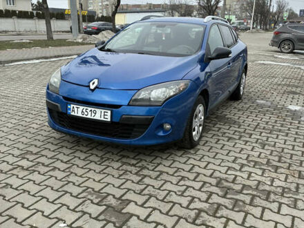 Синій Рено Меган, об'ємом двигуна 1.46 л та пробігом 220 тис. км за 7000 $, фото 1 на Automoto.ua