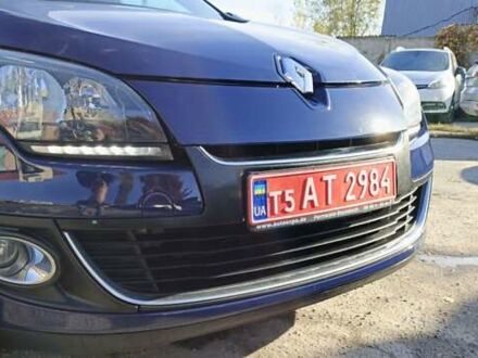 Рено Меган 2012 в Житомире на Automoto.ua Синий Рено Меган, объемом двигателя 1.46 л и пробегом 250 тыс. км за 6999 $, фото 1 на Automoto.ua