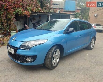 Синий Рено Меган, объемом двигателя 1.46 л и пробегом 245 тыс. км за 7700 $, фото 1 на Automoto.ua